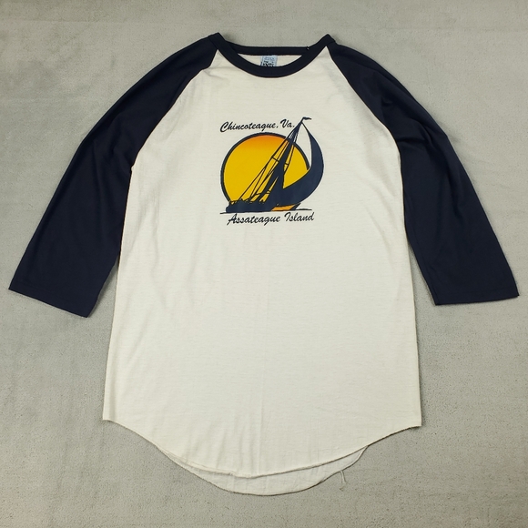 The Knits Other - Vintage 70s Raglan T Shirt Size Large Chincoteague Virginia Graphic Tee Retro